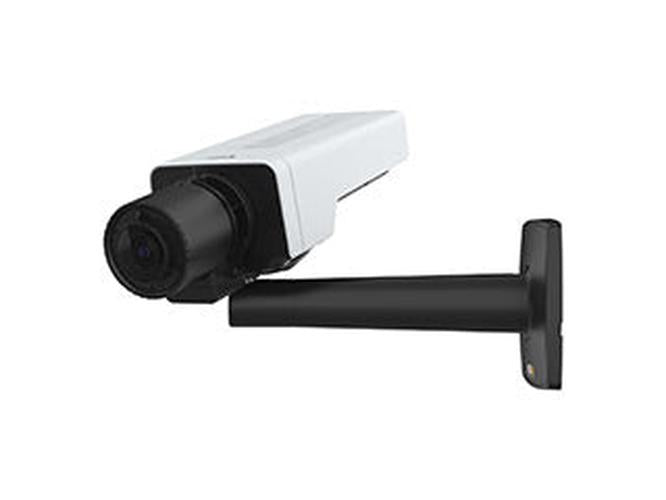 Witte Axis P1385 box-beveiligingscamera met zwarte varifocale lens op een zwarte muurbeugel.