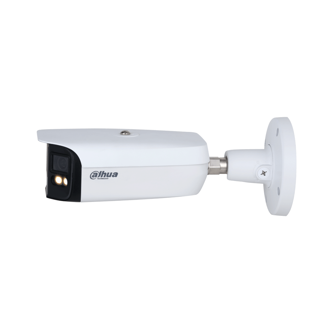 Witte Dahua WizMind 180° panoramische beveiligingscamera met ingebouwde verlichting en wandmontagebeugel.
