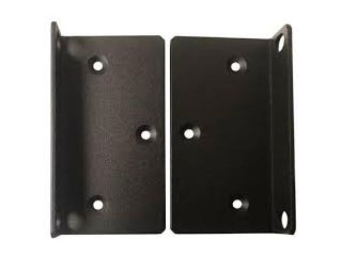 Zwarte Hikvision 19 inch 2U rack montagebeugels voor NVR apparatuur met schroefgaten.