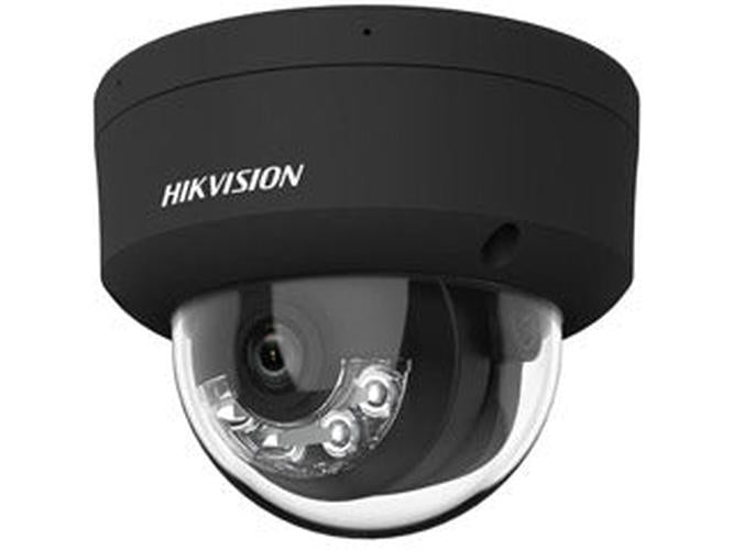 Zwarte Hikvision 4MP dome IP-camera met 2.8mm lens en actieve afschrikking voor buitenbeveiliging.
