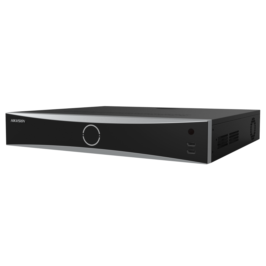 Zwarte Hikvision DS-7716NXI-K4 16-kanaals AcuSense NVR met strak design en USB-poorten aan de voorzijde.