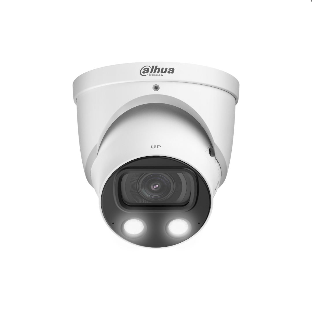 Witte Dahua WizMind 5-serie domecamera met 8 MP lens, ingebouwde LED-verlichting en robuuste behuizing.