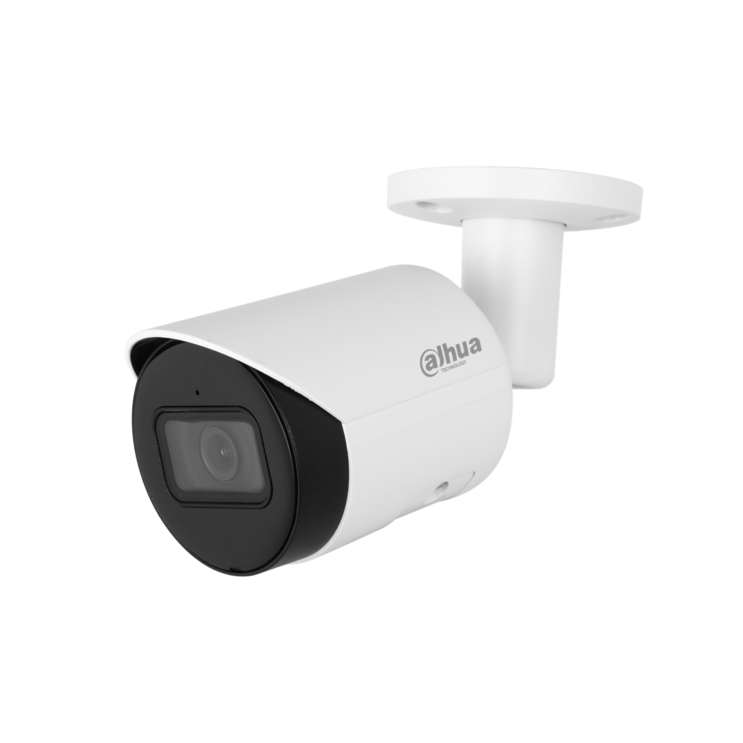 Witte Dahua 5MP WizSense bullet camera met zwarte lens en compact design voor buitenmontage.