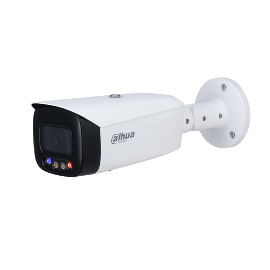 Witte Dahua 5MP TiOC bulletcamera met zwarte lensbehuizing, rood-blauw waarschuwingslicht en wandmontagebeugel.