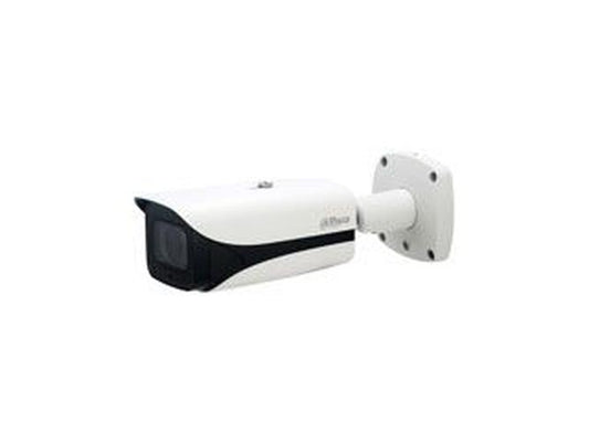 Witte Dahua Pro AI bullet-beveiligingscamera met gemotoriseerde lens en wandmontagebeugel.