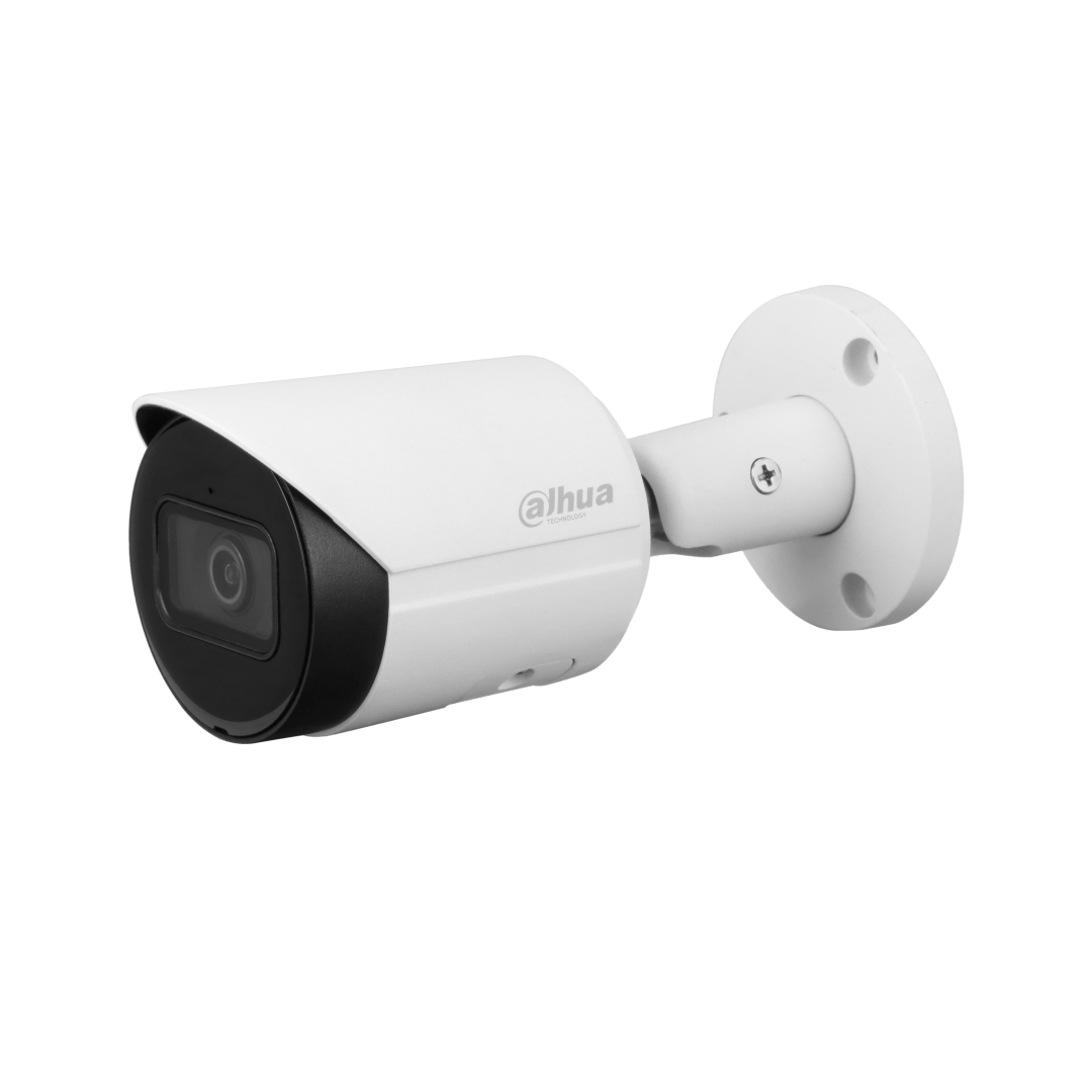 Witte Dahua bullet-beveiligingscamera met zwarte lensbehuizing en verstelbare muurbeugel voor buitenmontage.