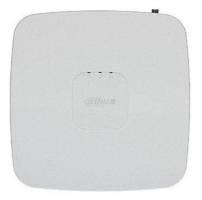 Witte Dahua NVR4108-P netwerkrecorder met strak, vierkant design en centrale statuslampjes.