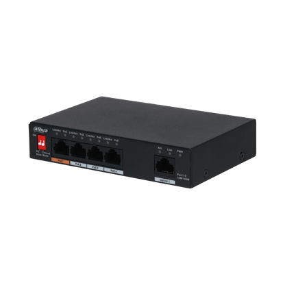 Zwarte Dahua PFS3005-4ET-60 desktopswitch met vier PoE-poorten, één uplink-poort en een rode Extend Mode-schakelaar.