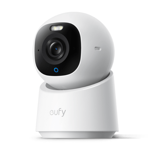 Witte Eufy Indoor Cam E30 4K beveiligingscamera met draaibare lens, zwarte cameramodule en blauw statuslampje.