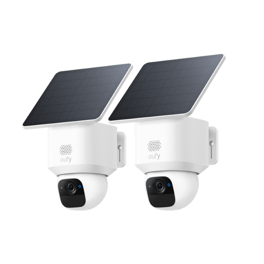 Twee witte Eufy SoloCam E30 beveiligingscamera's met zonnepaneel en 360 graden draaibare 2K-lens op witte achtergrond.