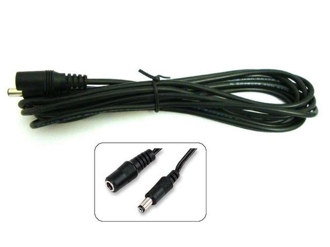 Zwarte Foscam 12V stroomverlengkabel van 3 meter met mannelijke en vrouwelijke DC-connectoren.