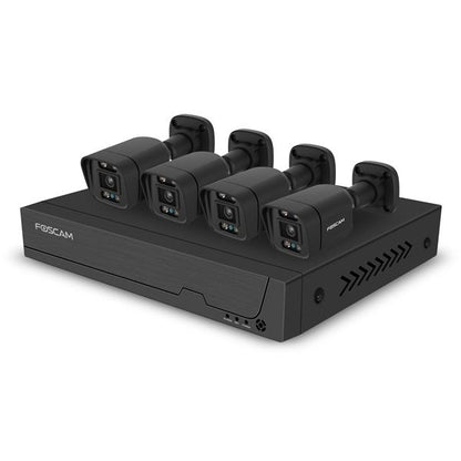 Zwarte Foscam 4K PoE NVR-set met vier bullet camera's en 2TB opslag voor professionele camerabewaking.