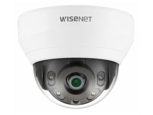 Witte Hanwha QND-7012R 4MP indoor dome beveiligingscamera met 2.8mm lens en IR-nachtzicht.