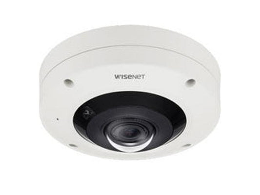 Witte Hanwha Wisenet 12MP outdoor fisheye beveiligingscamera met 360-graden lens en compact rond design.