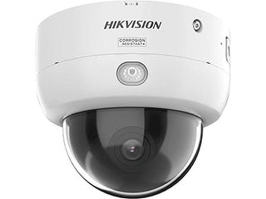 Witte Hikvision AcuSense PTRZ domecamera met corrosiebestendige behuizing en donkere lenskap.