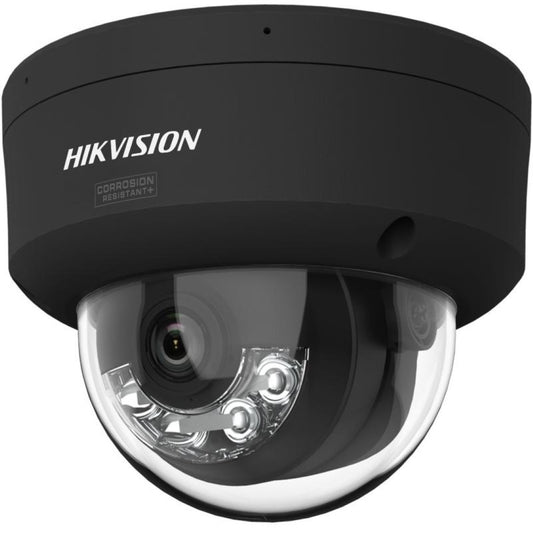 Zwarte Hikvision ColorVu G3 dome IP-camera met 4MP lens en corrosiebestendige behuizing voor buiten.