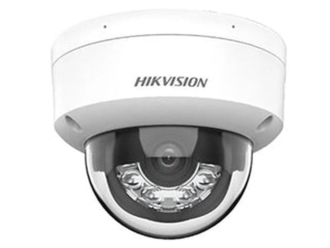 Witte Hikvision 8MP ColorVu dome beveiligingscamera met transparante koepel en ingebouwde lens voor 4K nachtzicht.