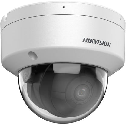 Witte Hikvision 8MP AcuSense dome beveiligingscamera met transparante koepel en DarkFighter-technologie.