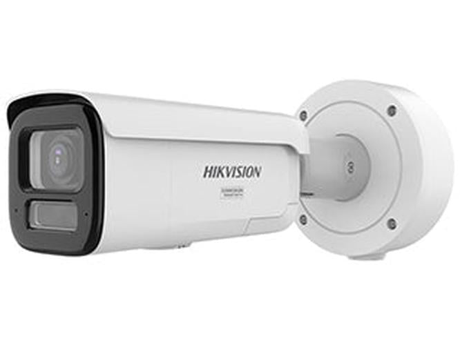 Witte Hikvision 12MP ColorVu bulletcamera met varifocale lens en stroboscoop voor buitenbeveiliging.