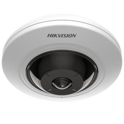 Witte Hikvision 5MP fisheye dome IP-camera met panoramische lens in een compacte, ronde behuizing.