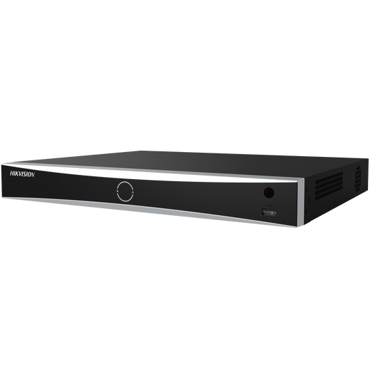 Zwarte Hikvision 16-kanaals AcuSense NVR met strak metalen design en USB-poort aan de voorzijde.