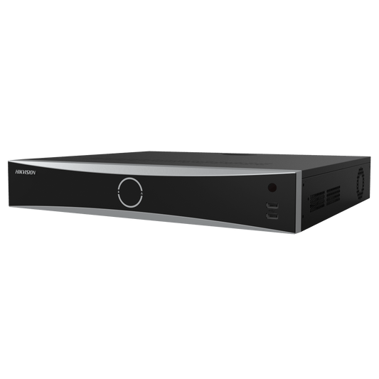 Zwarte Hikvision DS-7732NXI-K4 32-kanaals NVR met strak metalen design en USB-poorten aan de voorzijde.
