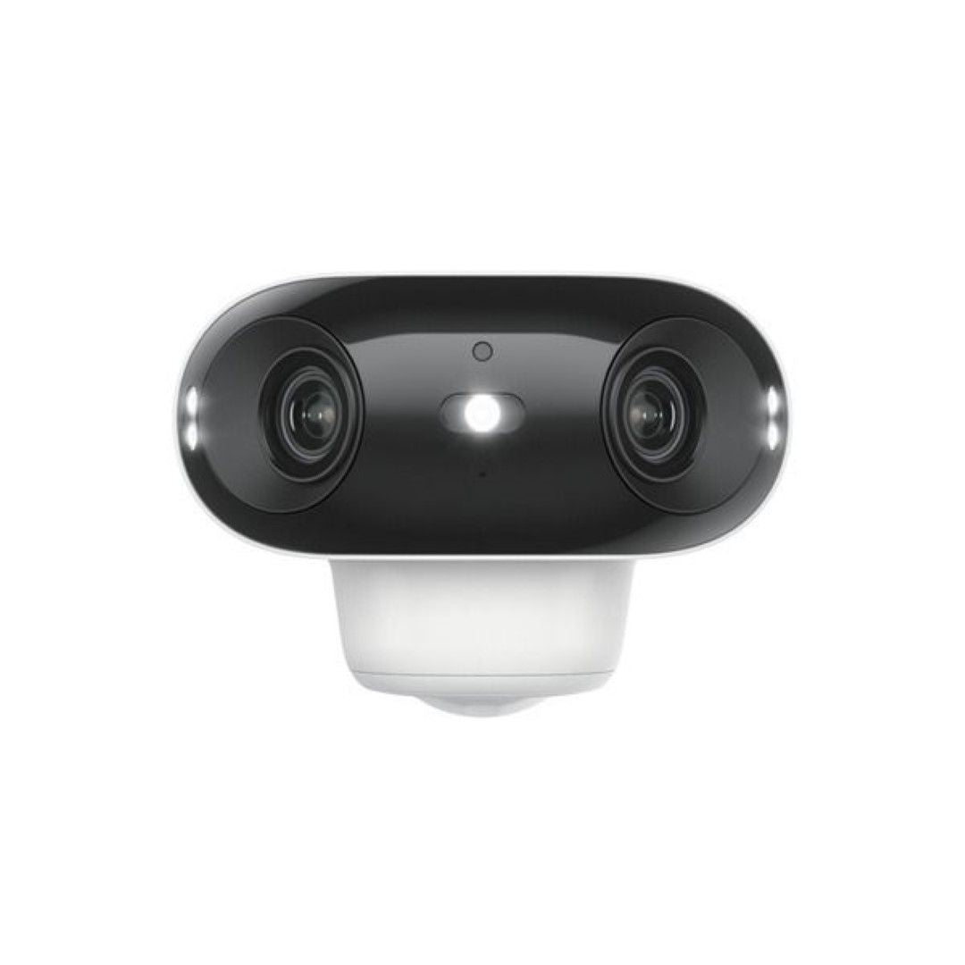 Reolink B740X 8MP dual-lens beveiligingscamera met wit-zwarte behuizing en ingebouwde spotlight voor nachtzicht.