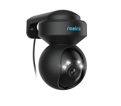 Zwarte Reolink E540 WiFi PTZ dome camera met spotlight en 5MP lens voor buitenmontage.