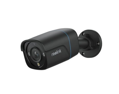 Zwarte Reolink P330 8MP PoE bulletcamera voor buiten met spotlight en wandmontagebeugel.