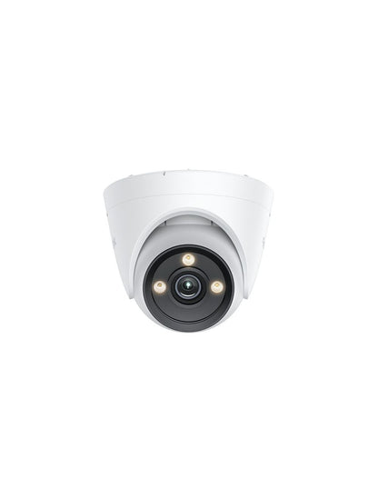 Witte Reolink P335X 4K PoE beveiligingscamera met zwarte lens, ColorX nachtzicht en ingebouwde spotlights.