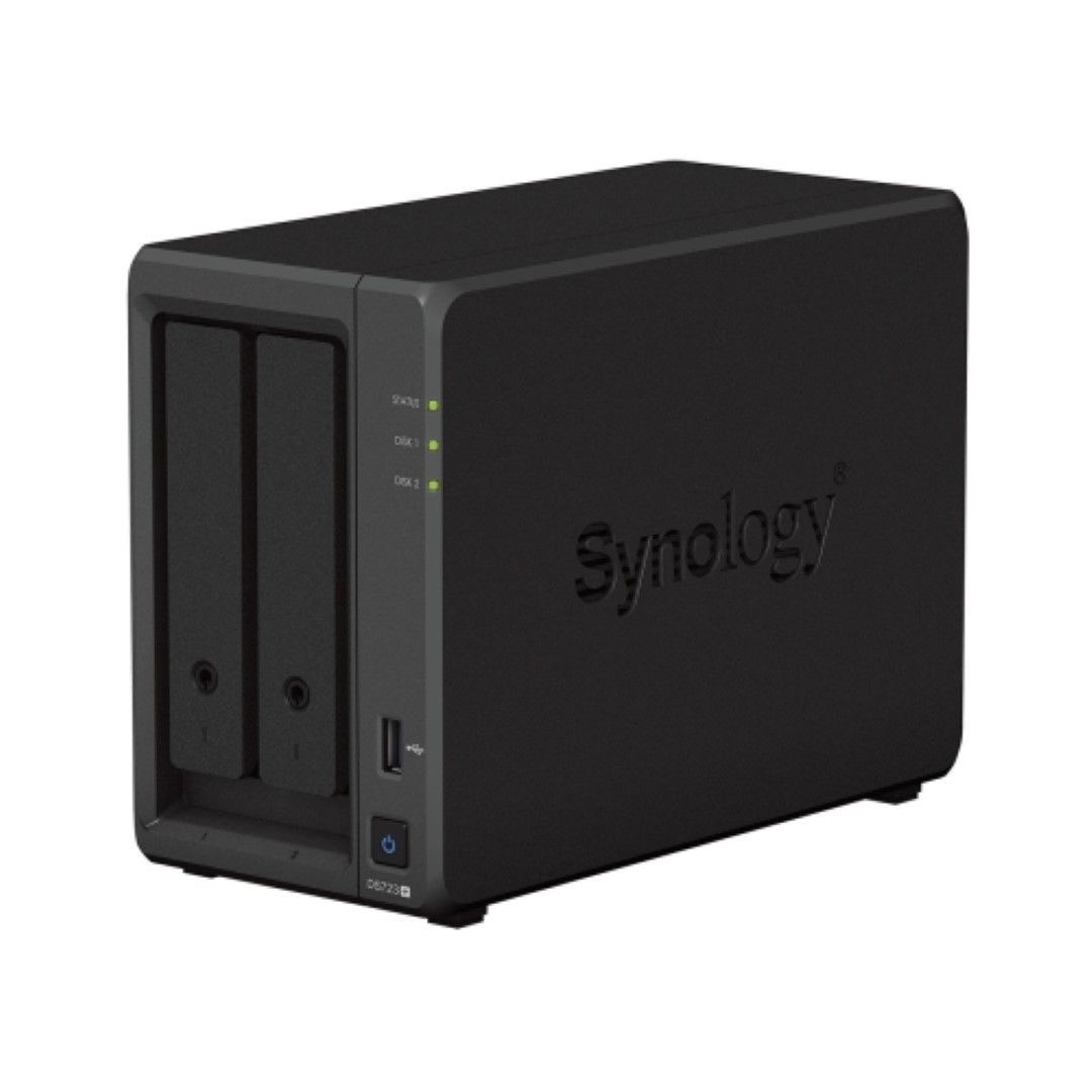 Zwarte Synology DiskStation DS723+ NAS met twee schijfsleuven, statuslampjes en een USB-poort aan de voorzijde.